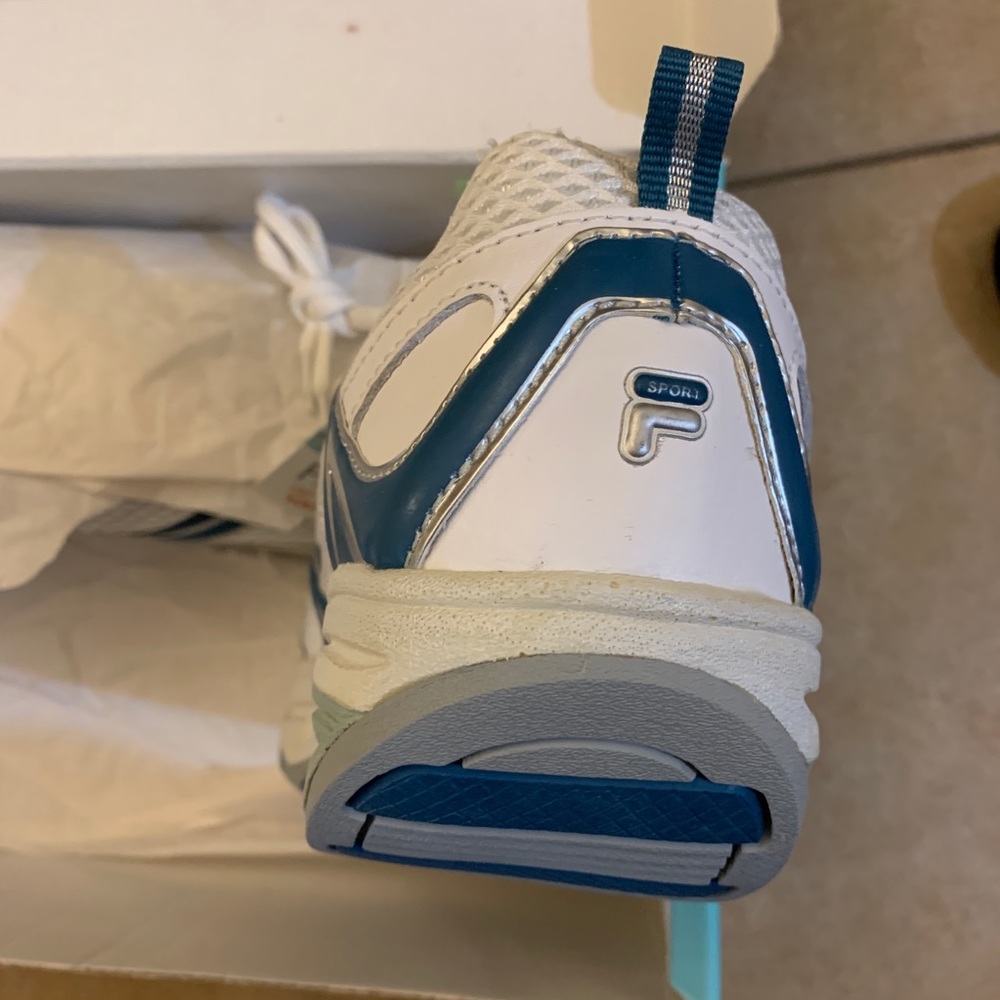 Fila Shoes - Picture 4 of 6